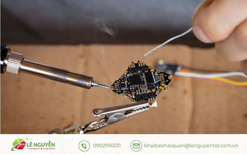 Phân biệt PCB và PCBA trong phân loại hải quan